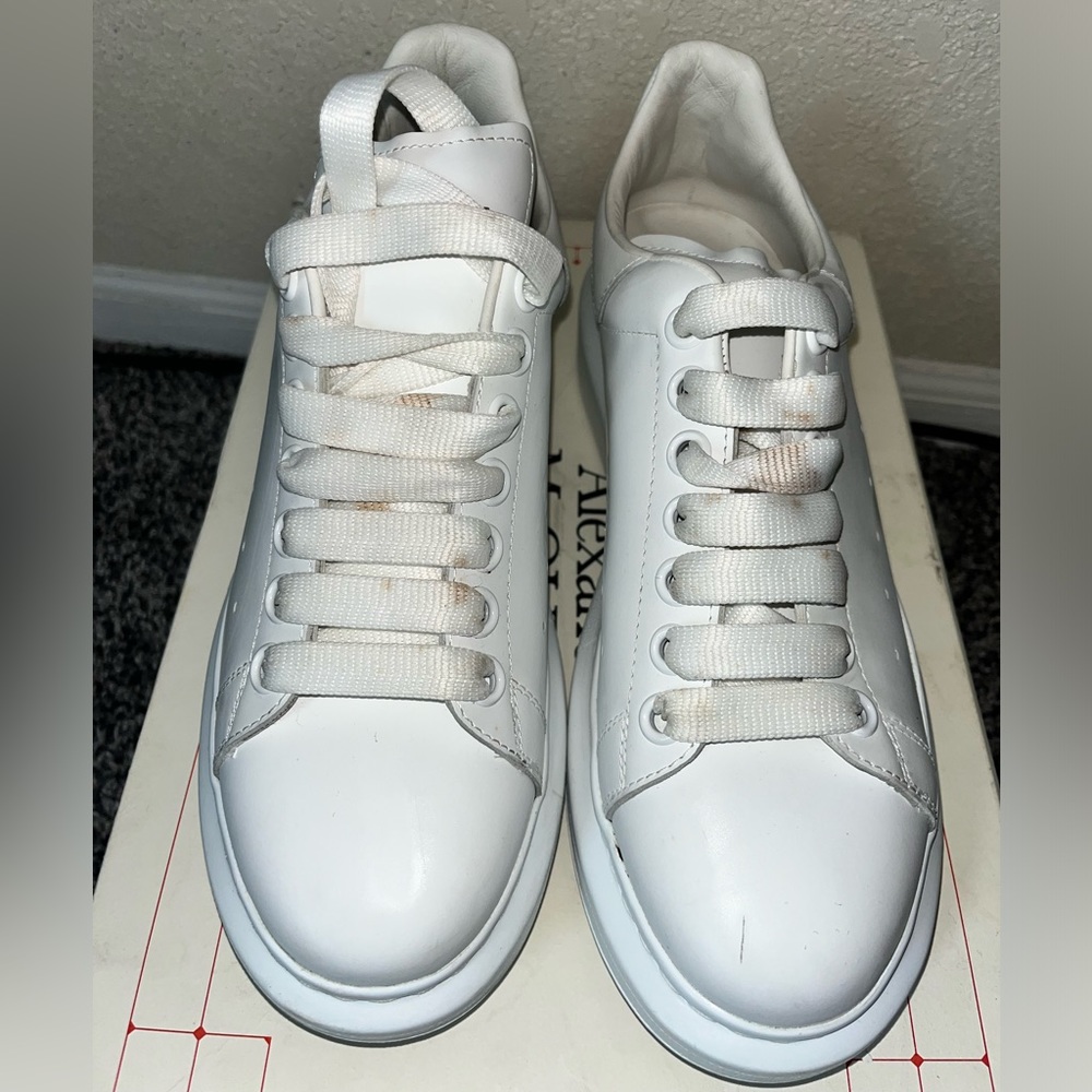 Alexander McQueen shoes ! Only worn three times!